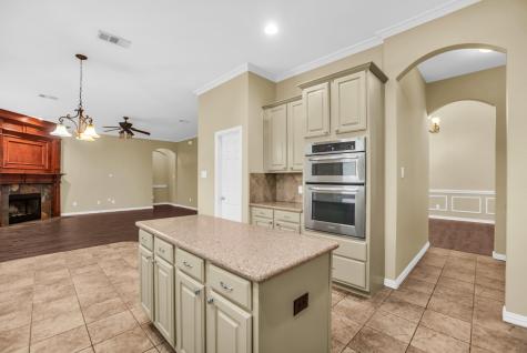 513 Mckinney Trail Fate TX 75087