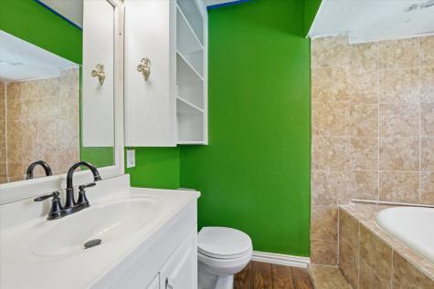 5413 Jerri Lane Haltom City TX 76117