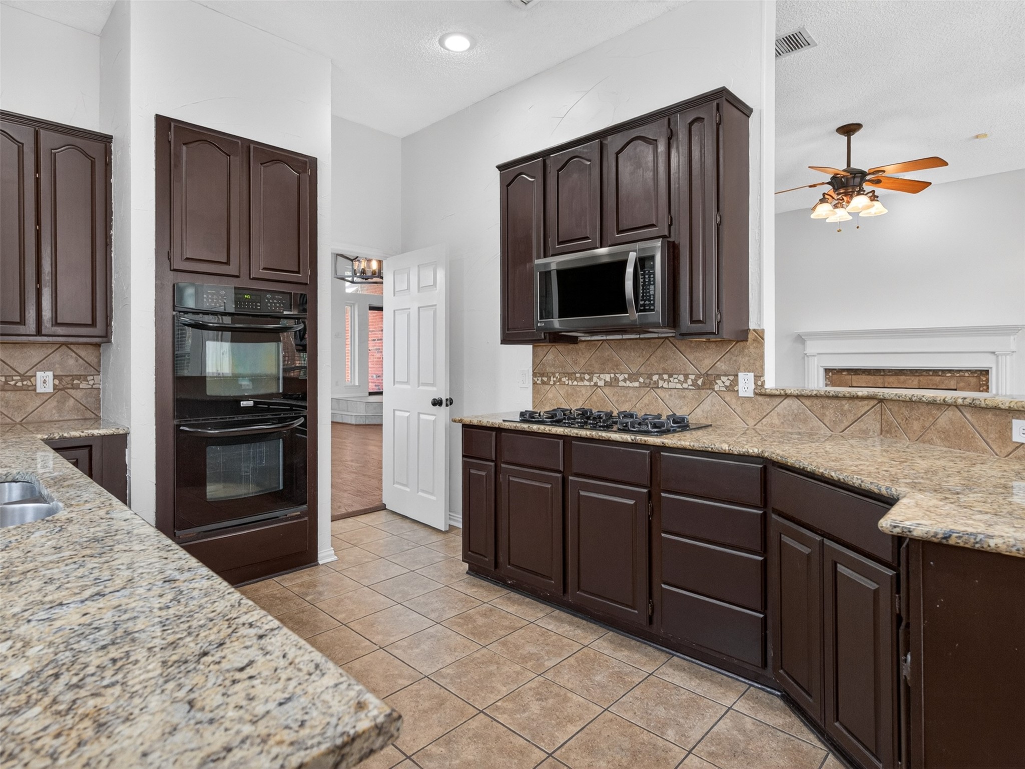 1728 Forest Glen Drive Flower Mound TX 75028