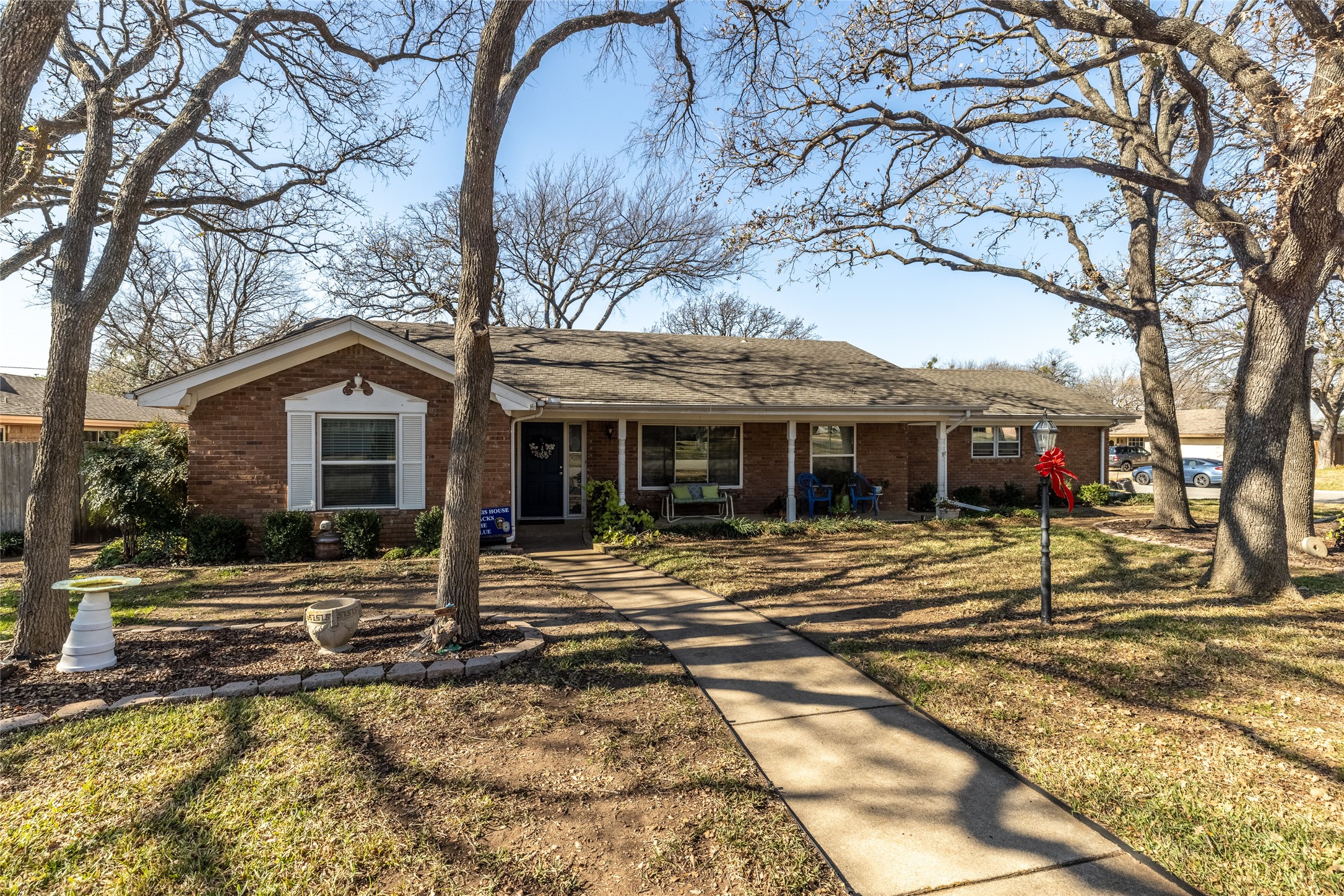 1765 Cynthia Lane Hurst TX 76054