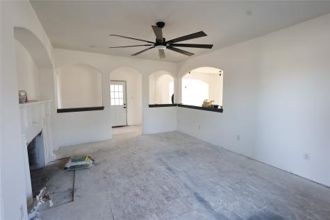 5120 Barnett Street Fort Worth TX 76112