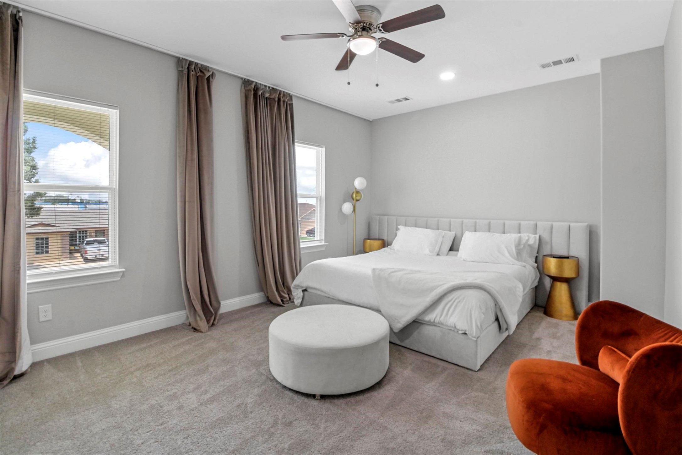 610 Parker Circle Garland TX 75040