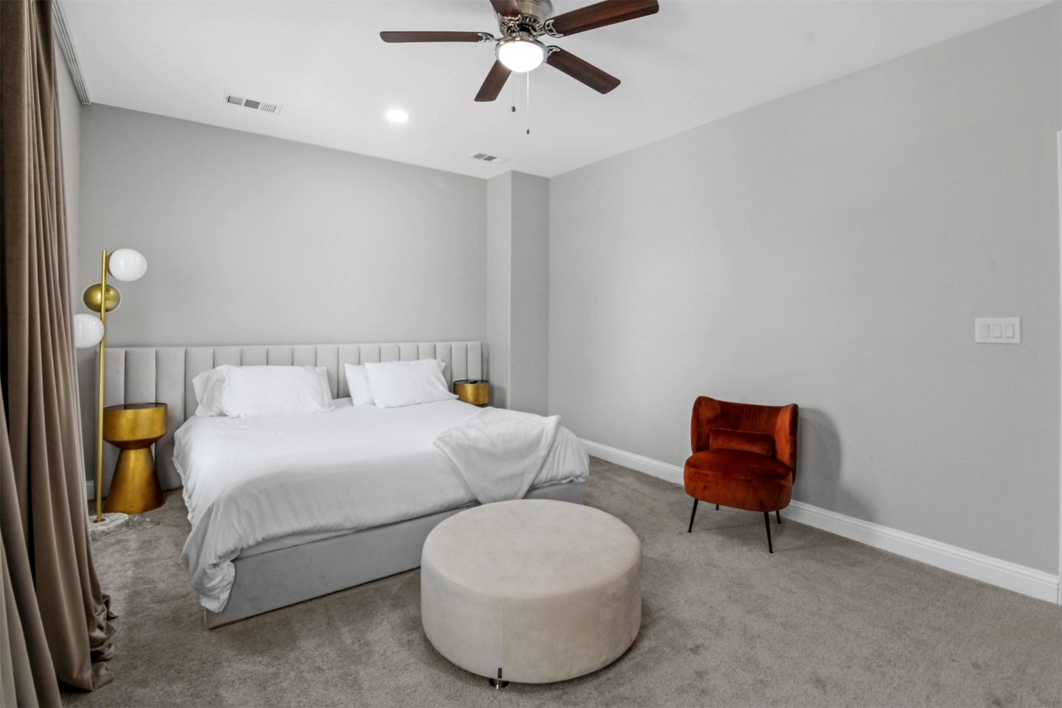 610 Parker Circle Garland TX 75040