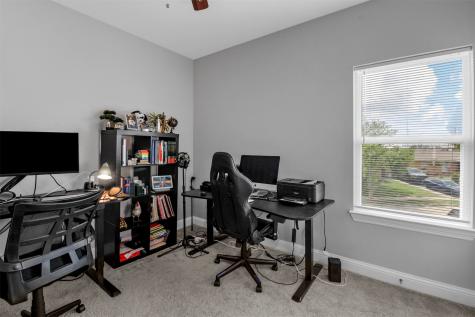 610 Parker Circle Garland TX 75040