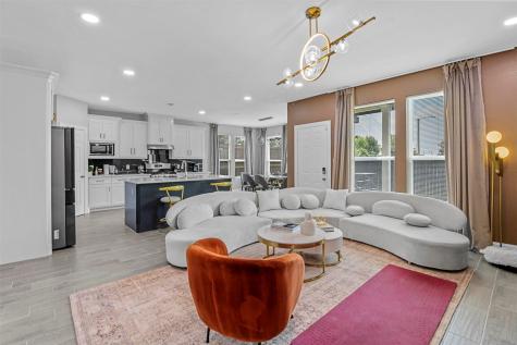 610 Parker Circle Garland TX 75040