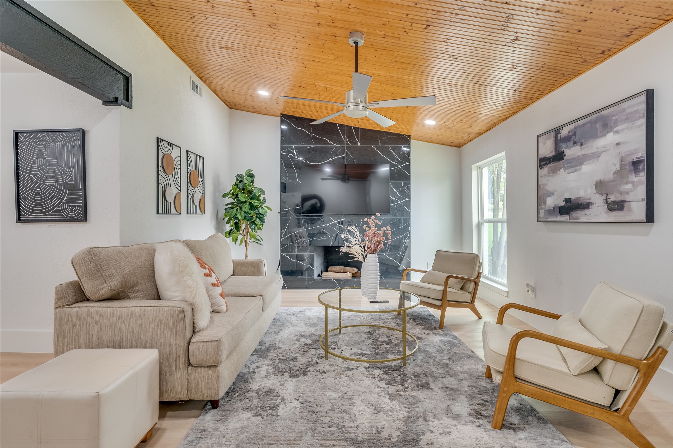 1701 Chesterfield Drive Carrollton TX 75007