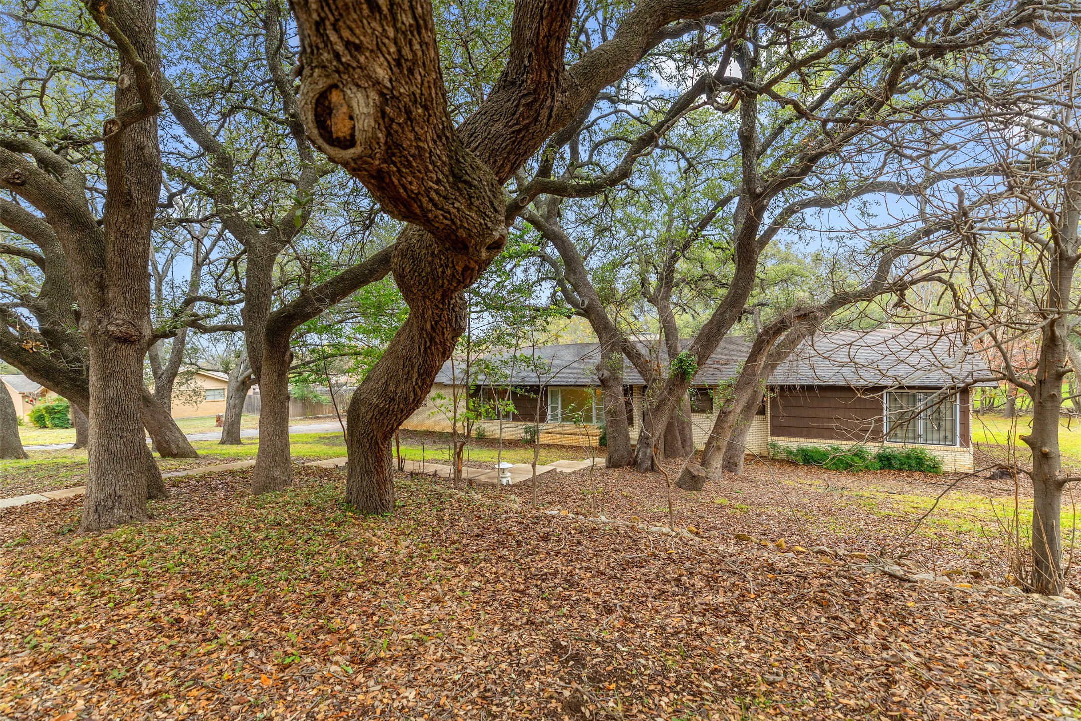 3904 Oakdale Drive Brownwood TX 76801
