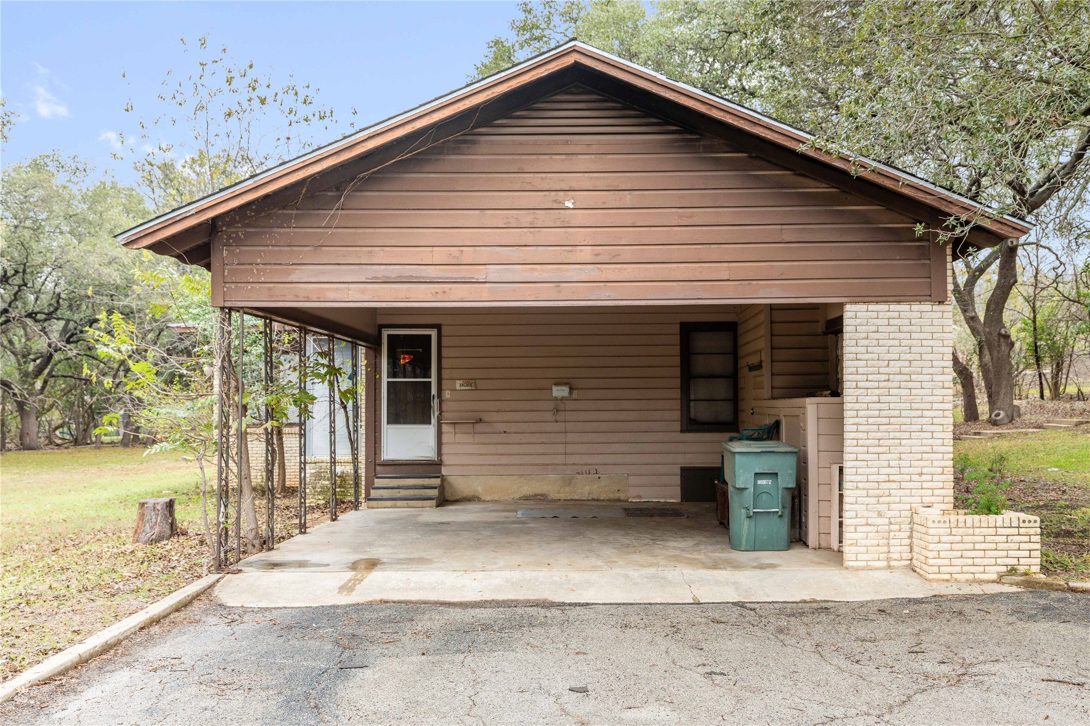 3904 Oakdale Drive Brownwood TX 76801