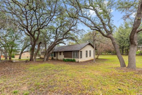 3904 Oakdale Drive Brownwood TX 76801