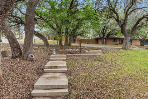 3904 Oakdale Drive Brownwood TX 76801