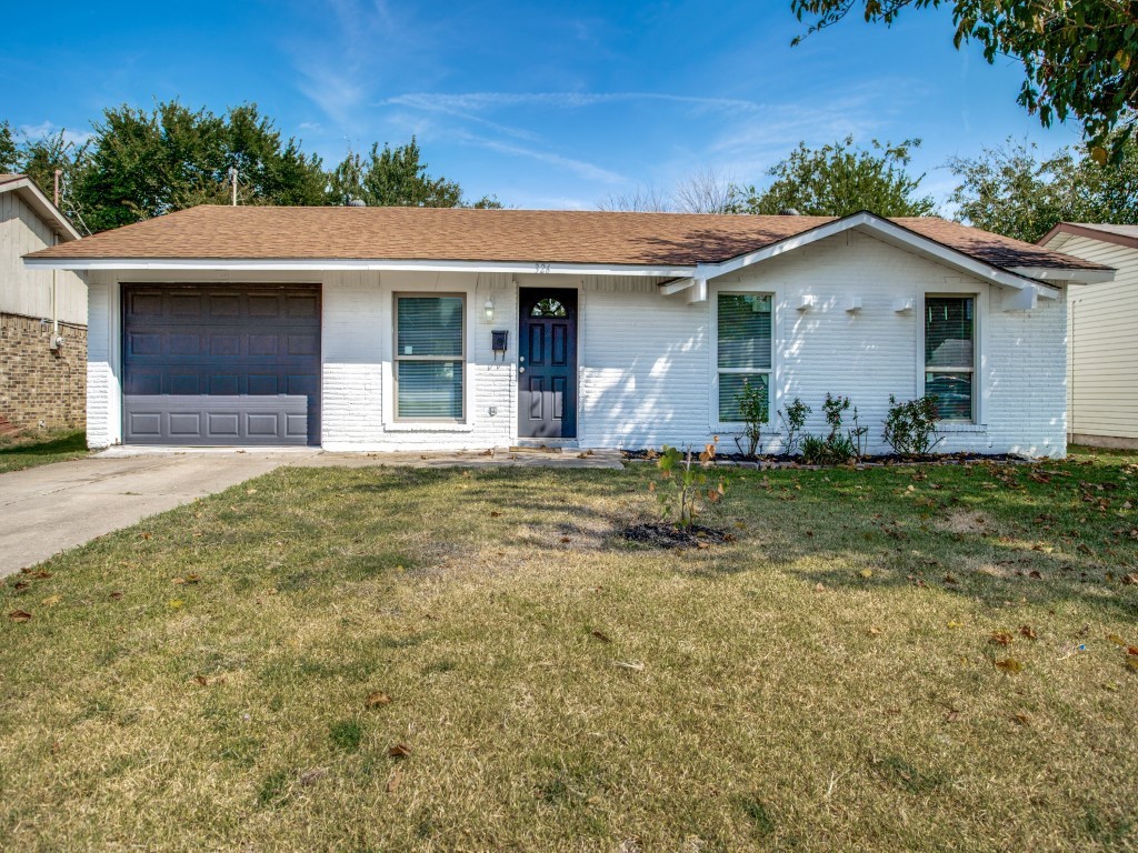 326 Oak Ridge Place Grand Prairie TX 75052