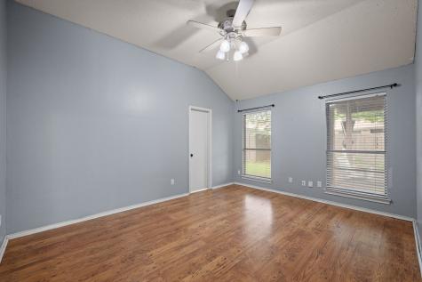 304 Odell Street Cleburne TX 76033