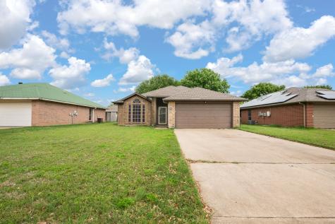 304 Odell Street Cleburne TX 76033
