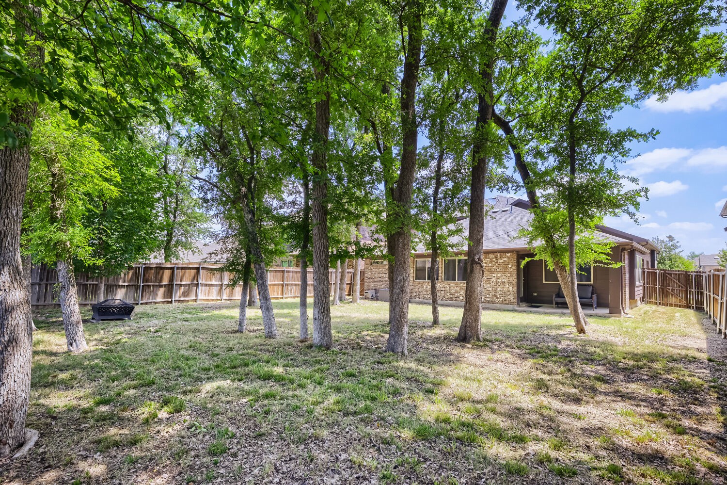 555 Svenson Lane Lavon TX 75166