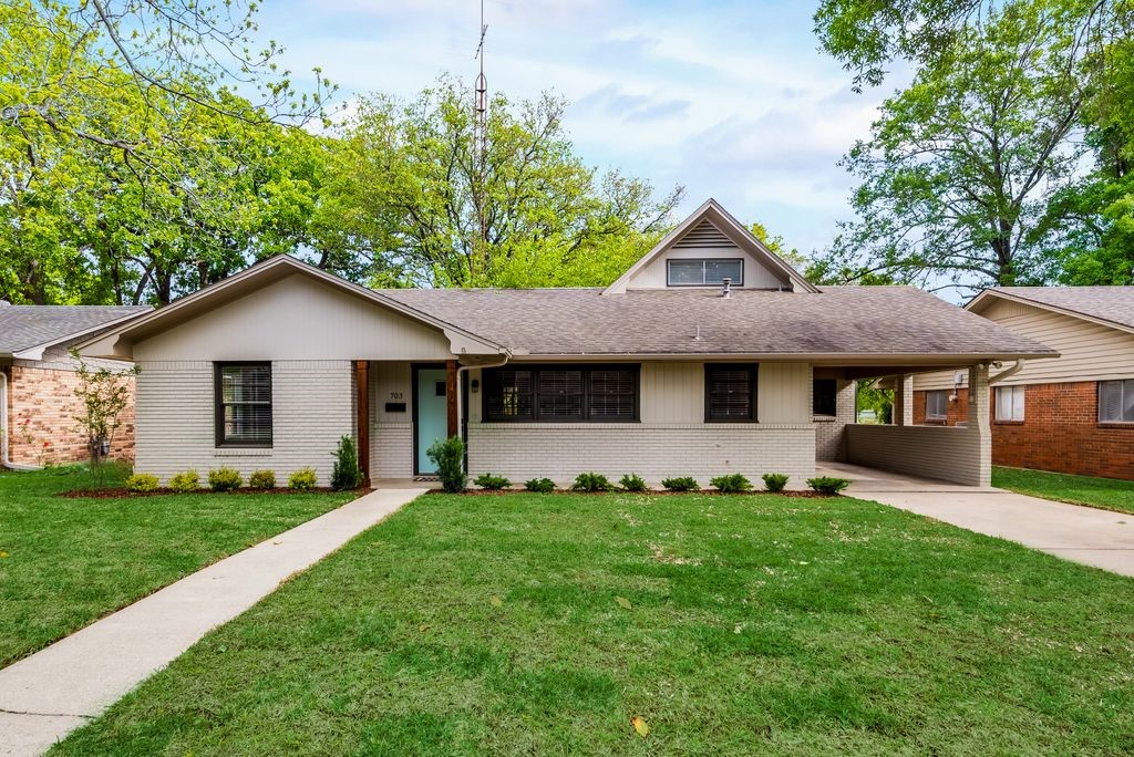703 Lexington Drive Corsicana TX 75110