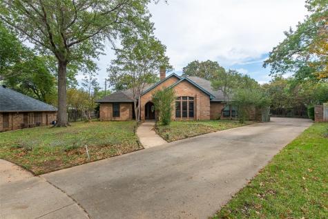 1644 Lancashire Court Bedford TX 76021