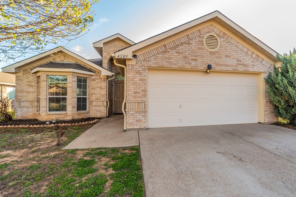 4203 Beryl Lane Granbury TX 76049