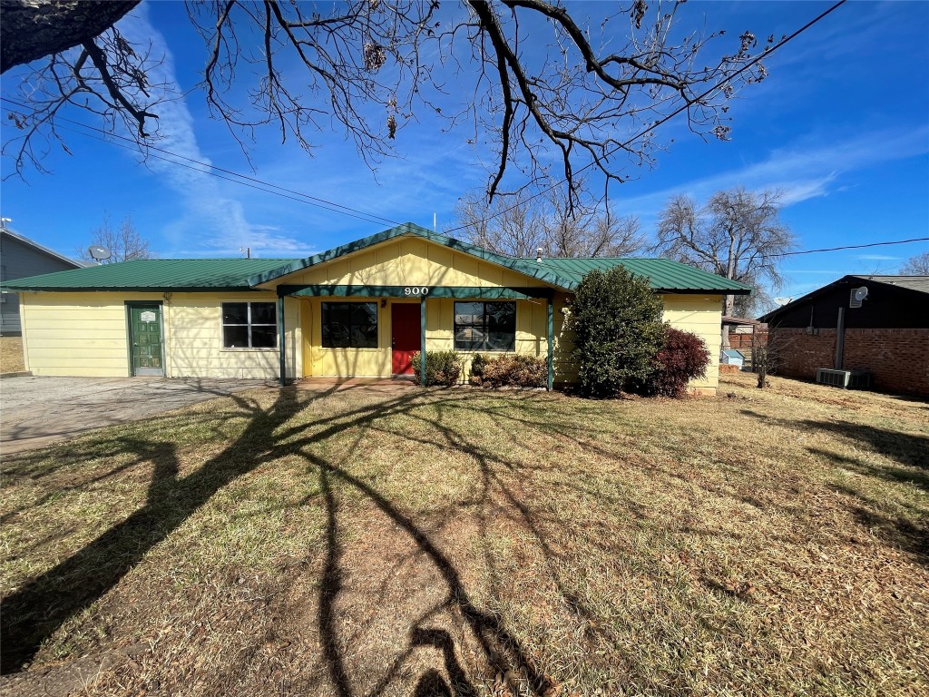 900 W 3rd Street Coleman TX 76834