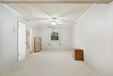 2009 Thousand Oaks Drive Burleson TX 76028