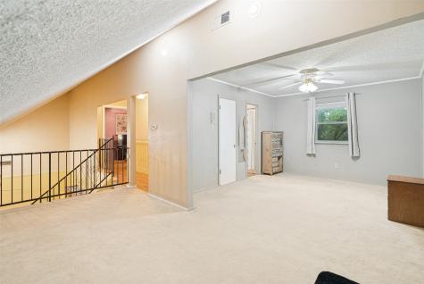 2009 Thousand Oaks Drive Burleson TX 76028