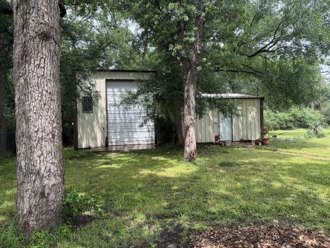 2009 Thousand Oaks Drive Burleson TX 76028