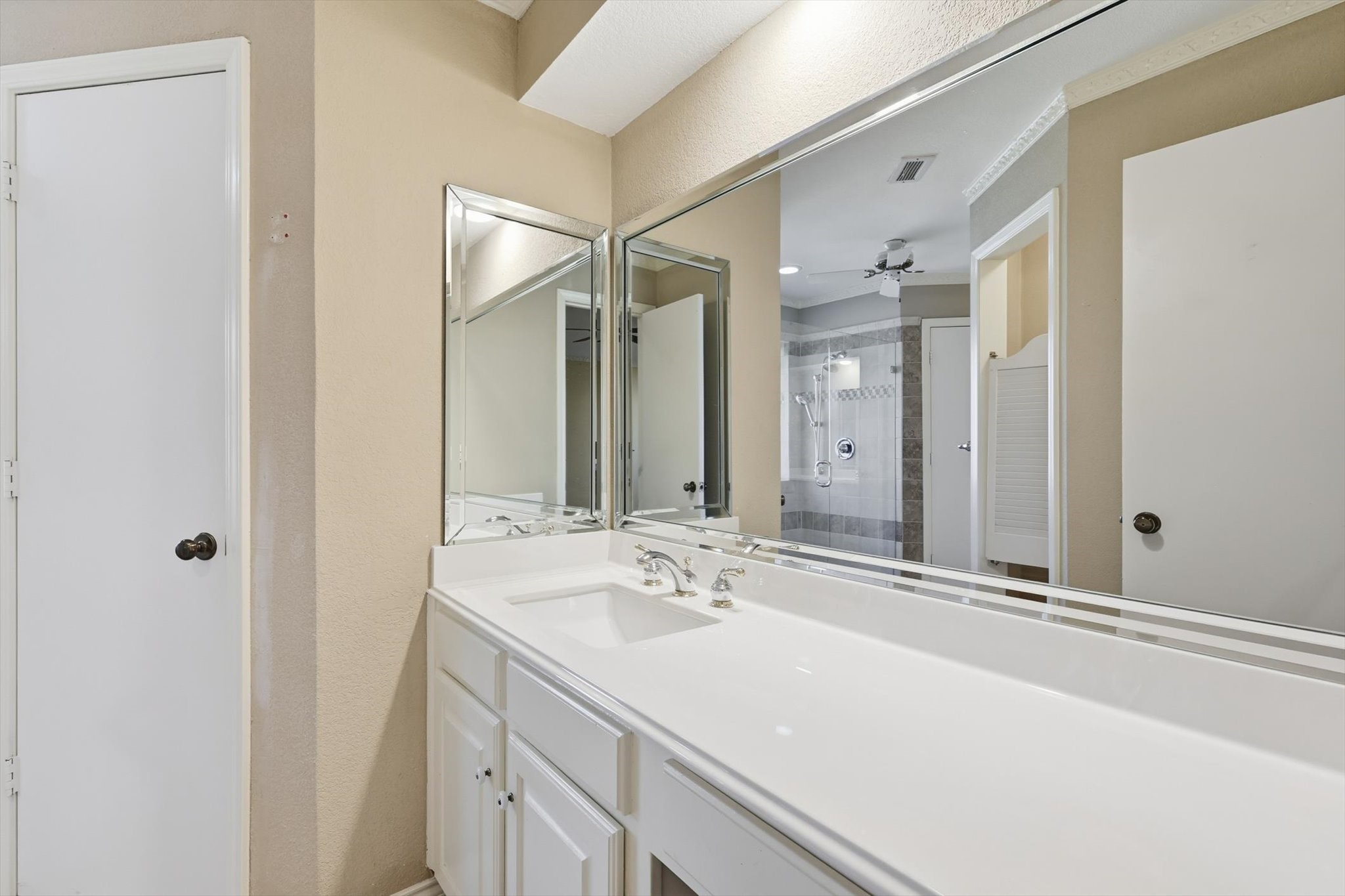 2419 Villa Vera Drive Arlington TX 76017