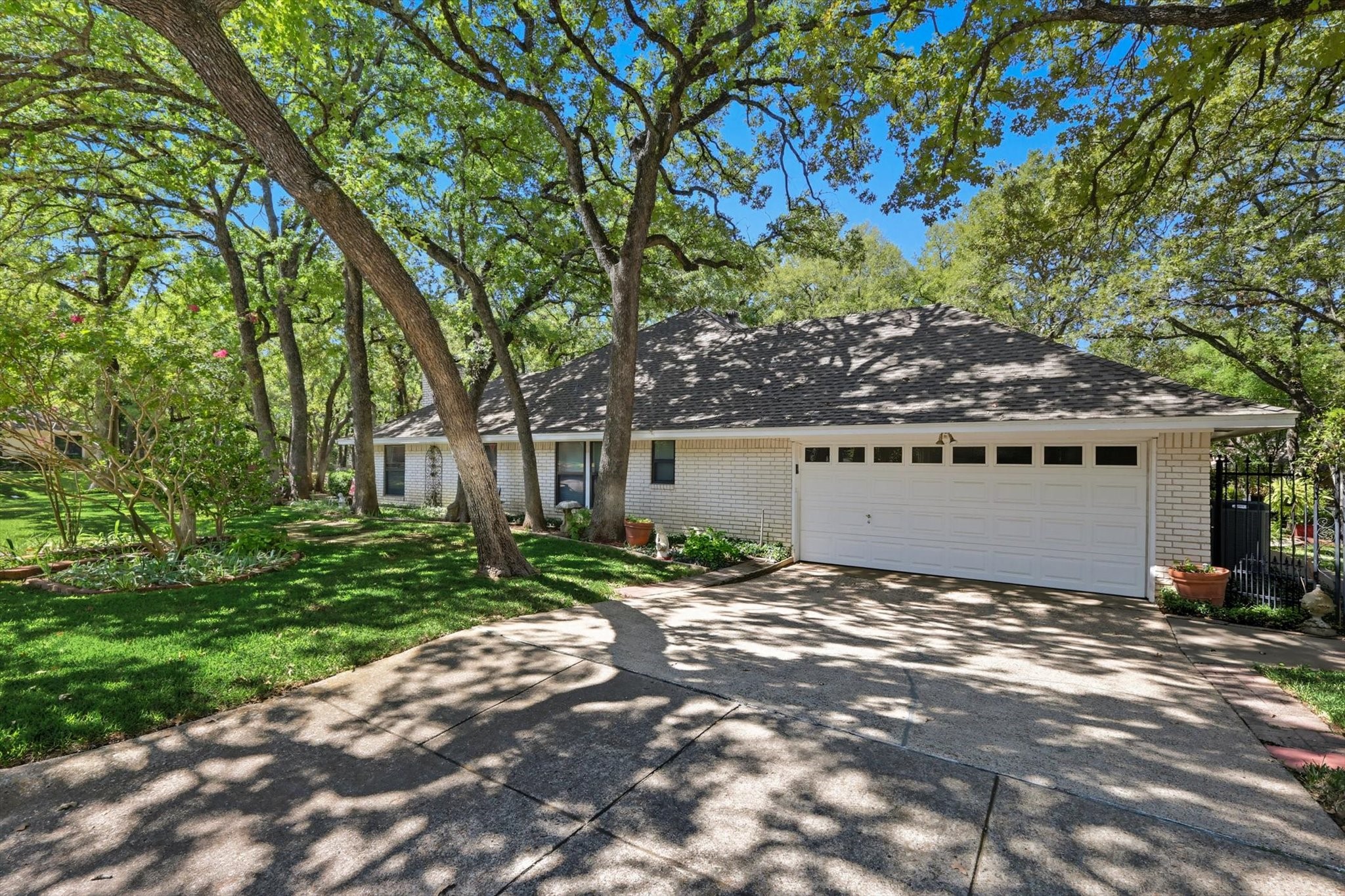 2419 Villa Vera Drive Arlington TX 76017