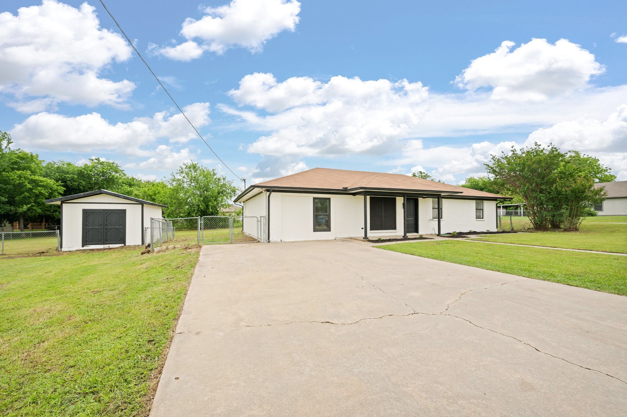 221 Lipscomb Street Cleburne TX 76031