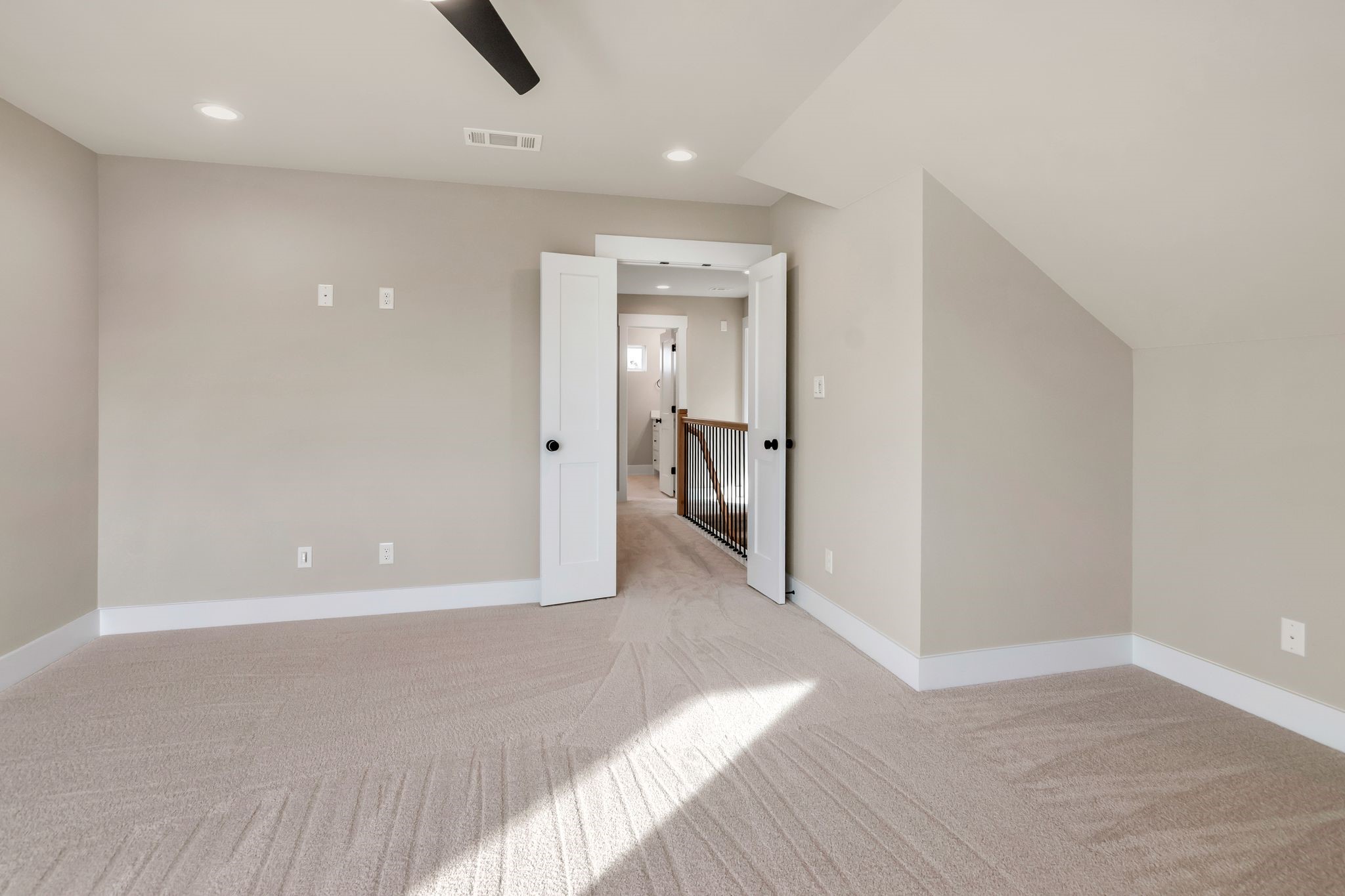 207 W 7th Street Justin TX 76247