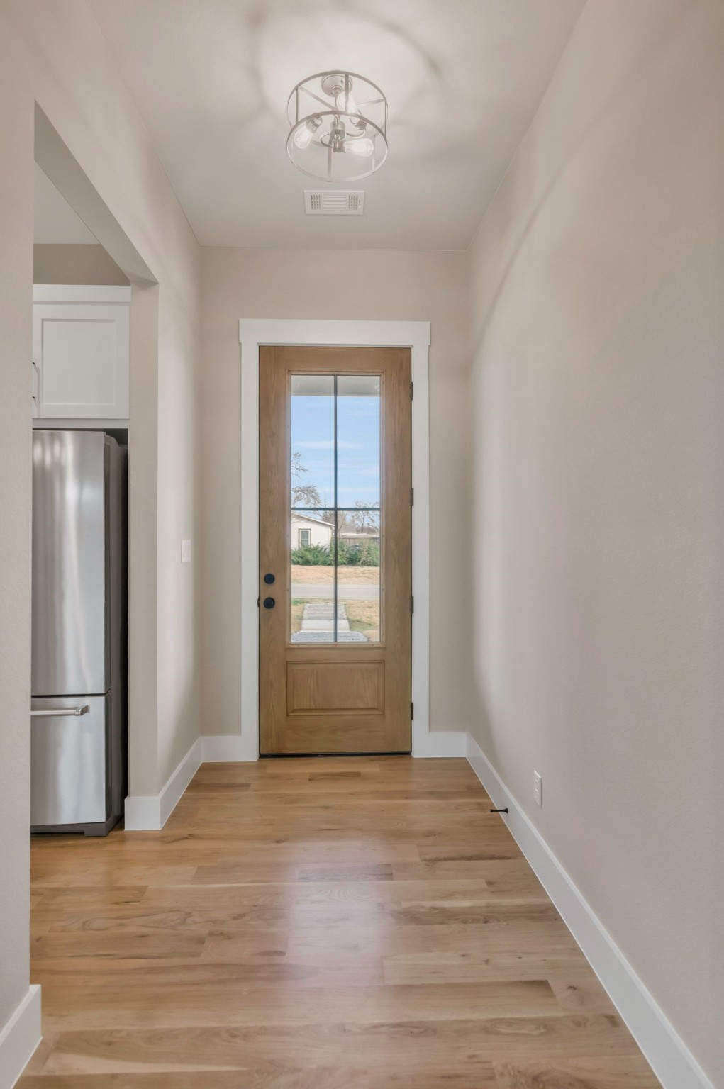 207 W 7th Street Justin TX 76247