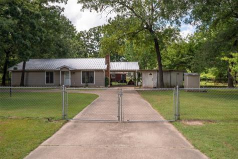 124 Golden Oaks Drive Mabank TX 75156
