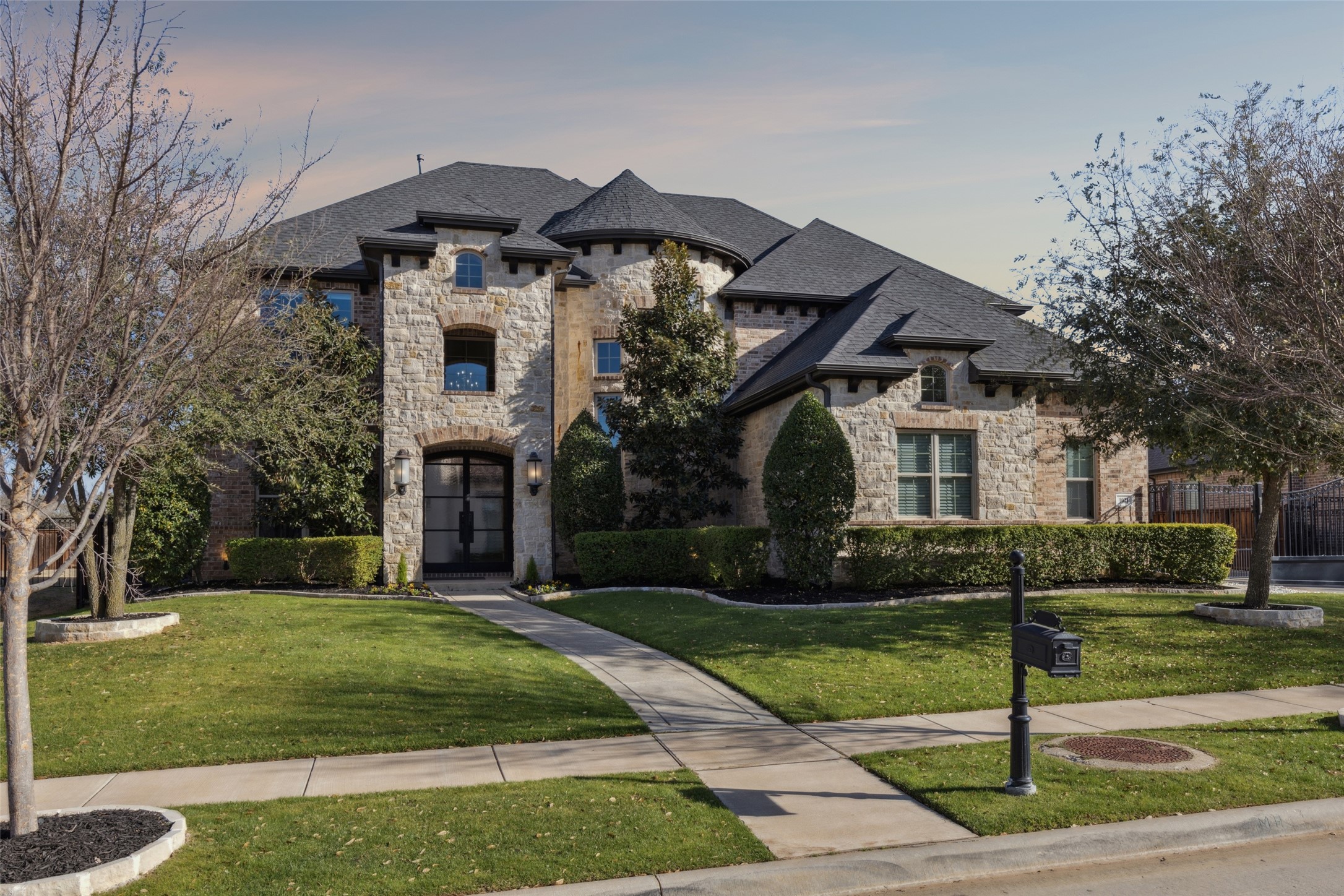 1021 La Salle Lane Southlake TX 76092