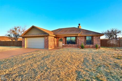 1432 Highland Street Baird TX 79504