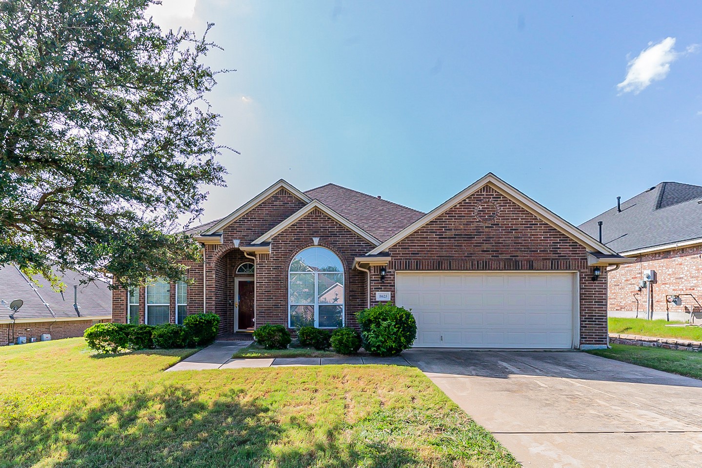 8625 Windwood Drive Dallas TX 75249