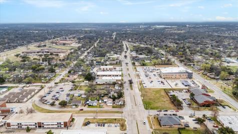 406 S Bryan Belt Line Mesquite TX 75149