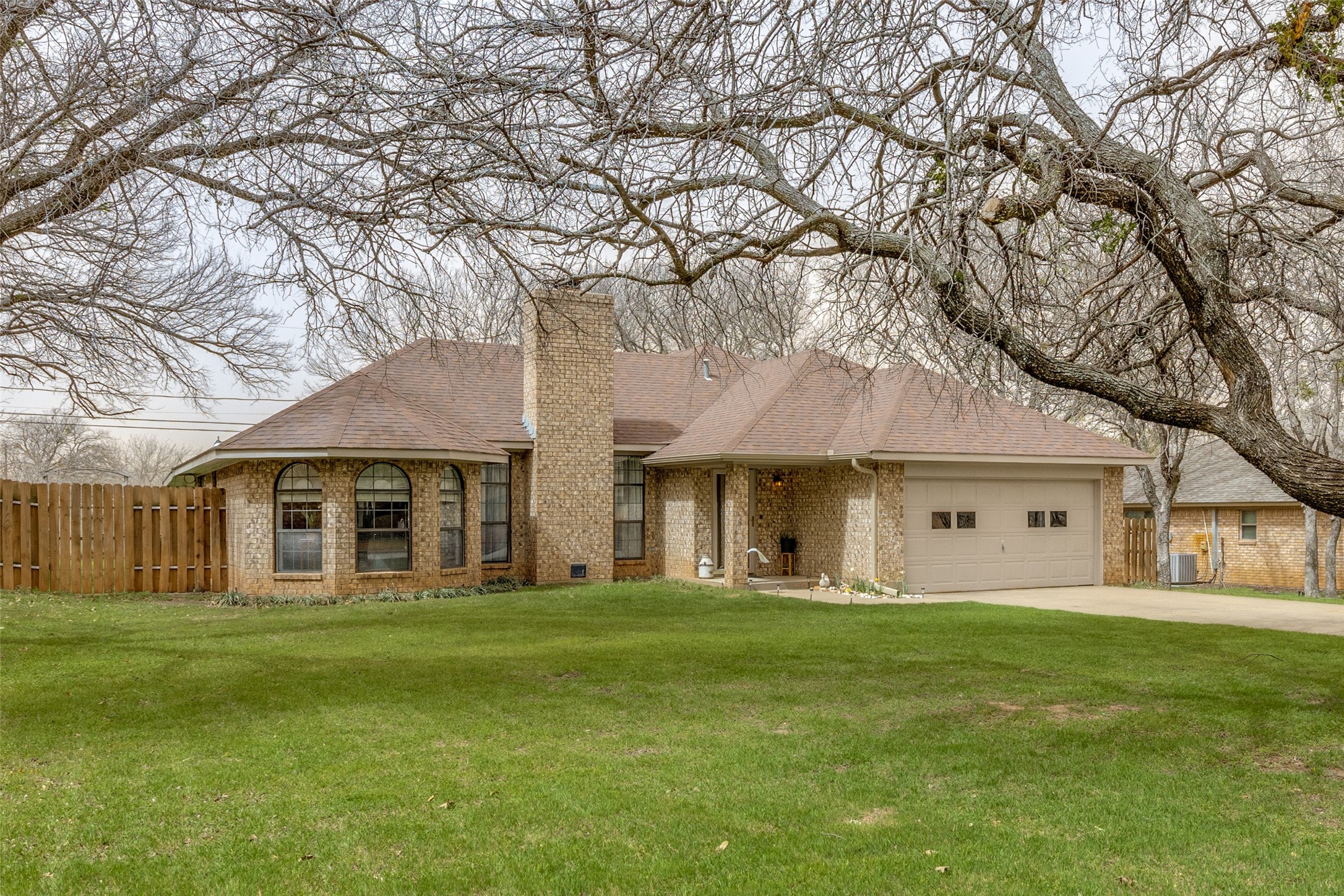 1516 S Rodgers Drive Graham TX 76450
