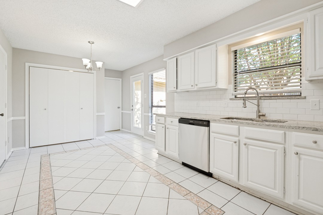 2013 Arles Lane Carrollton TX 75007