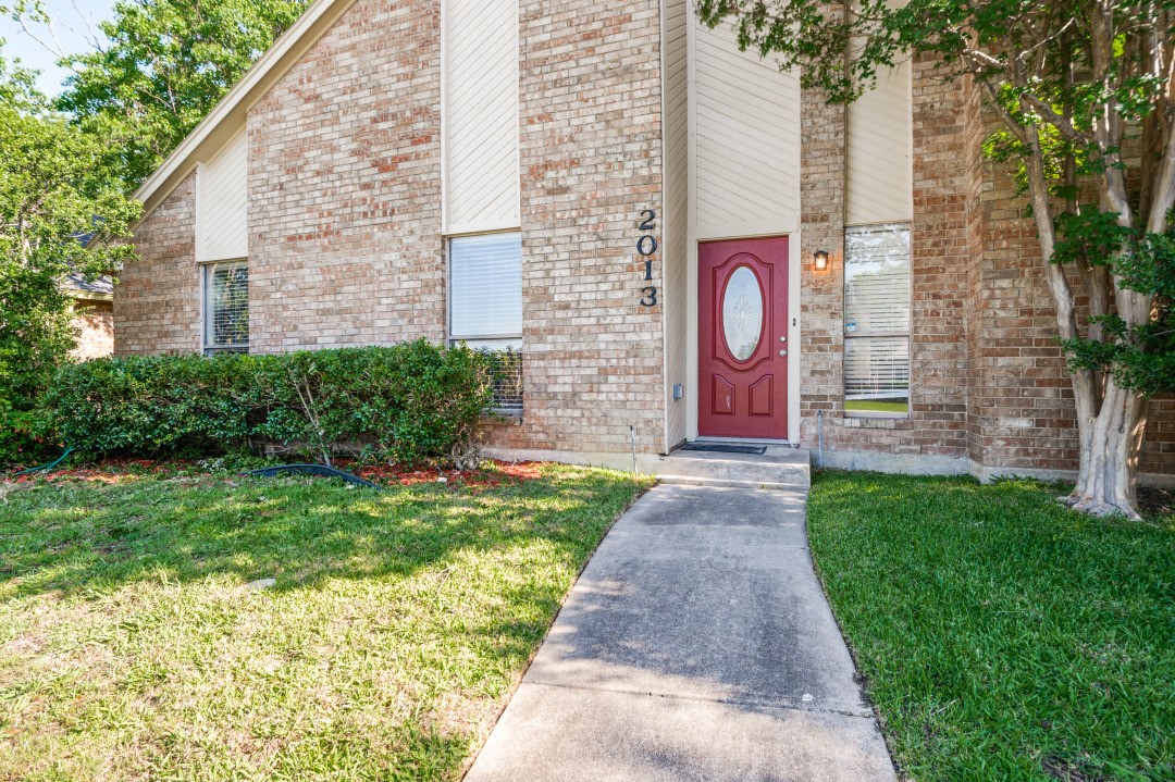 2013 Arles Lane Carrollton TX 75007