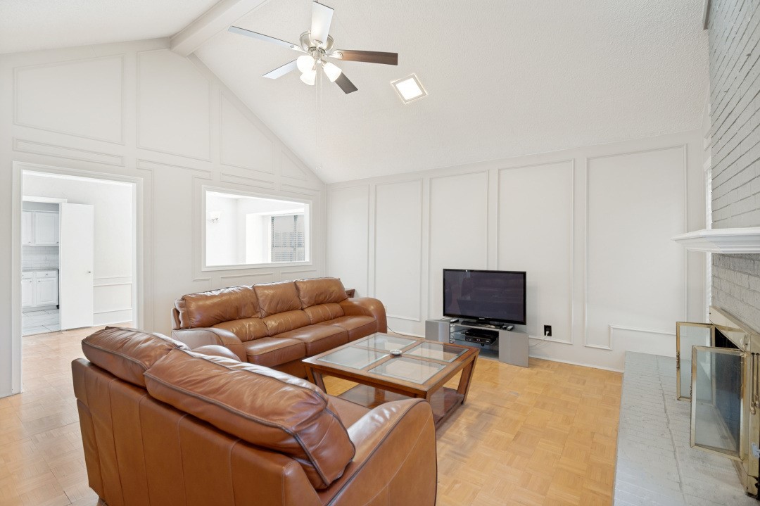 2013 Arles Lane Carrollton TX 75007