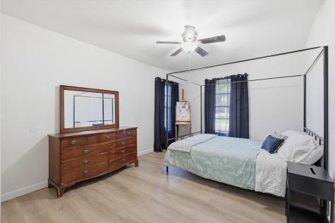612 N 10th Street Sanger TX 76266