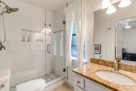 1417 Mccoy Street Dallas TX 75204