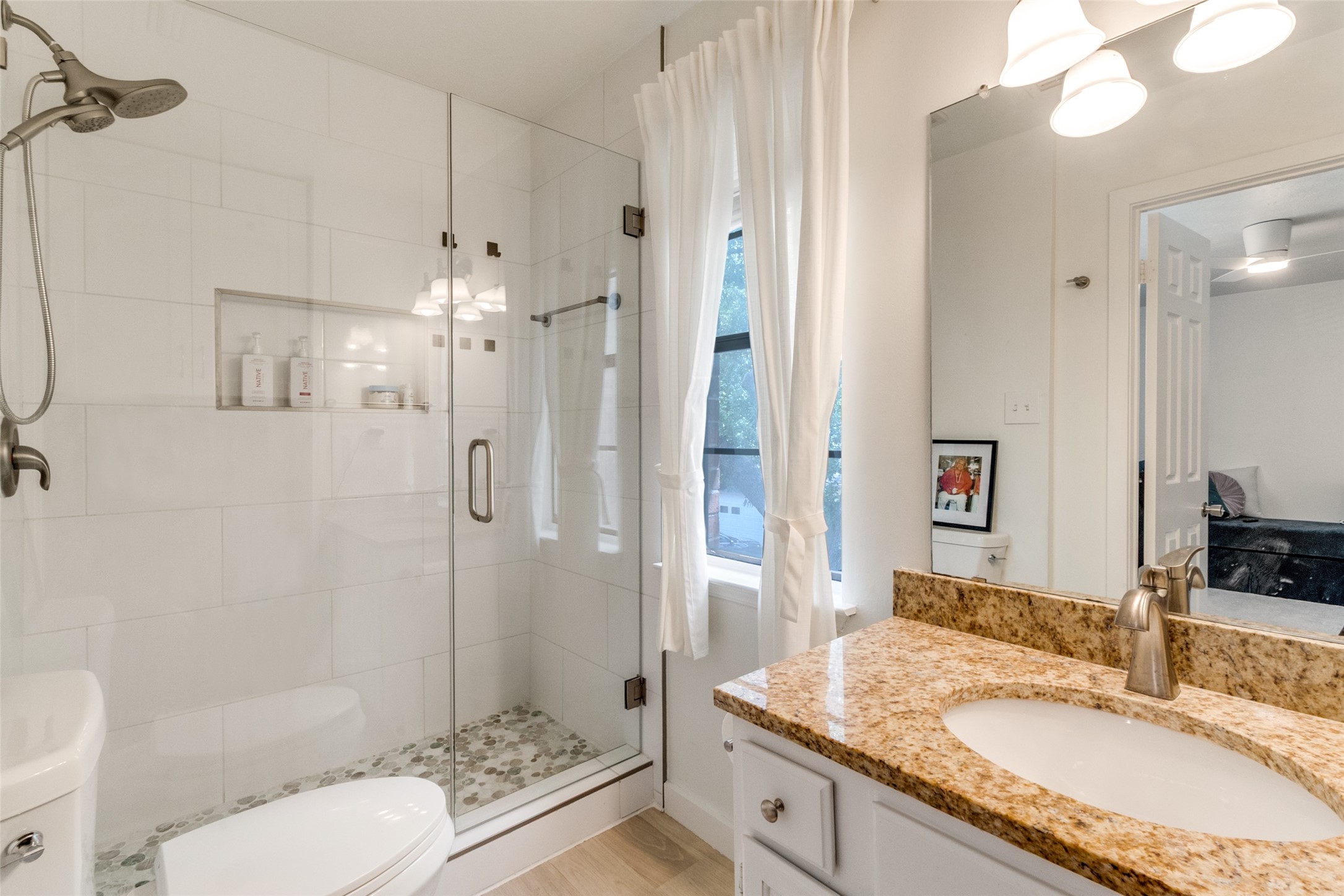 1417 Mccoy Street Dallas TX 75204