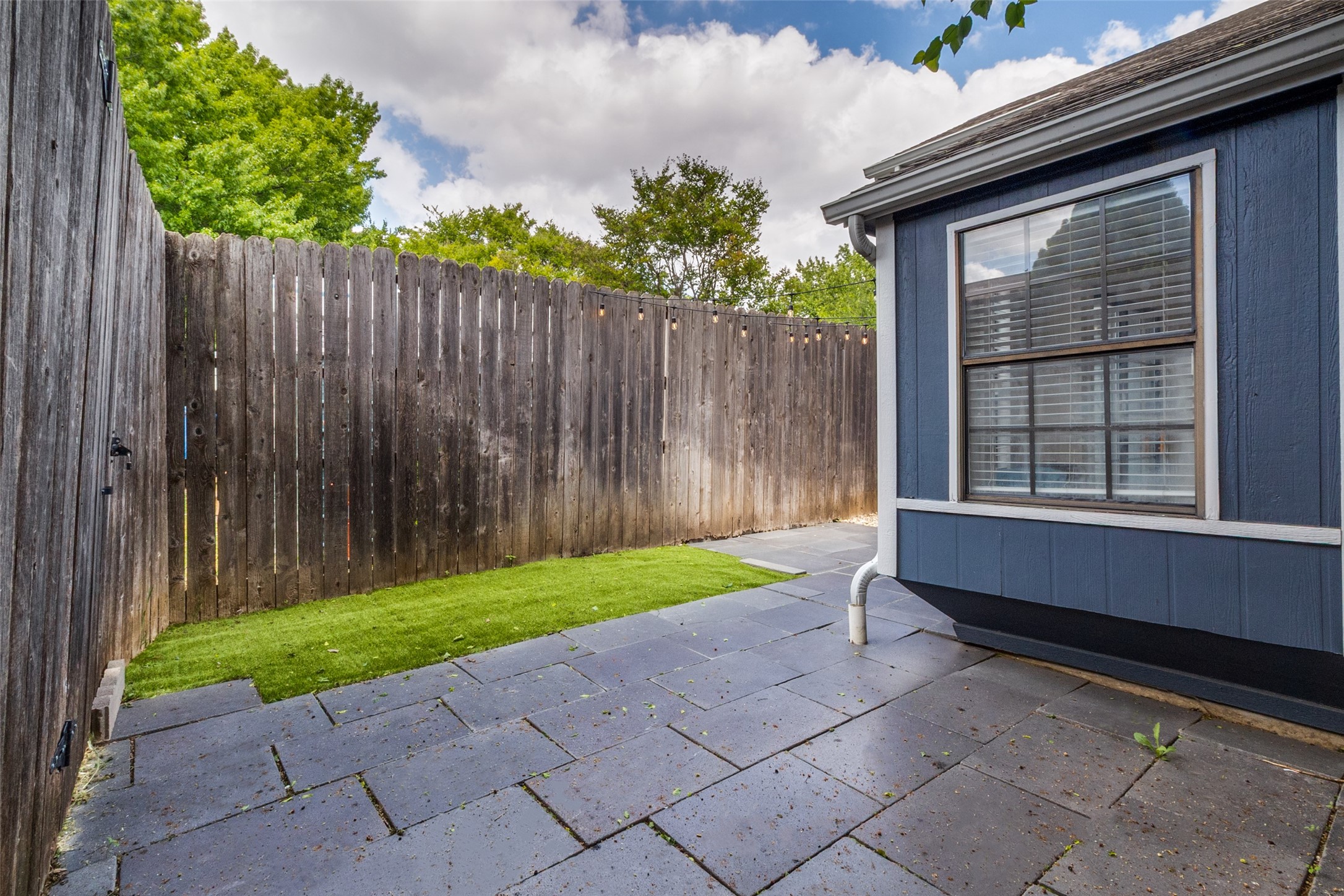1417 Mccoy Street Dallas TX 75204