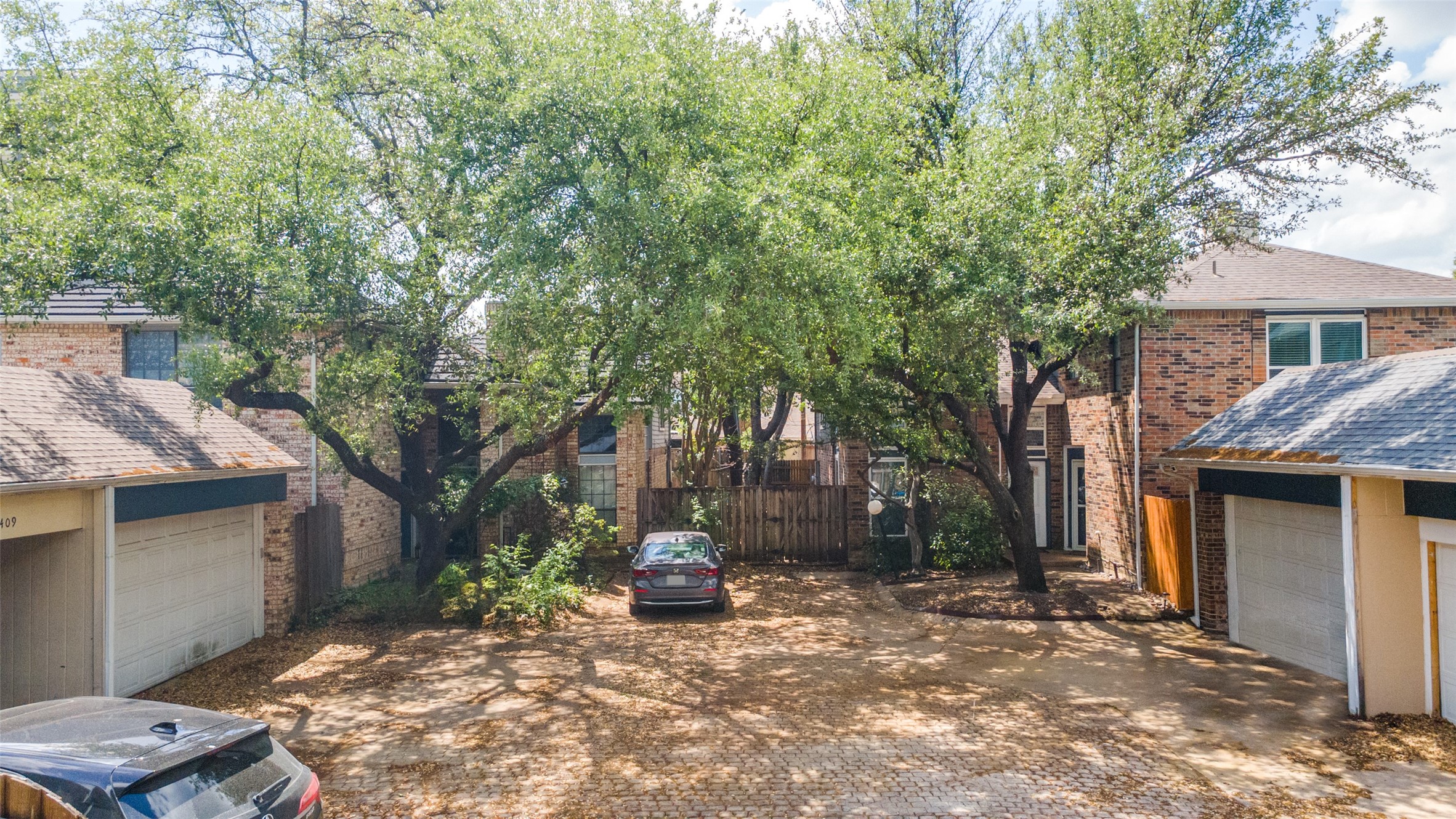 1417 Mccoy Street Dallas TX 75204