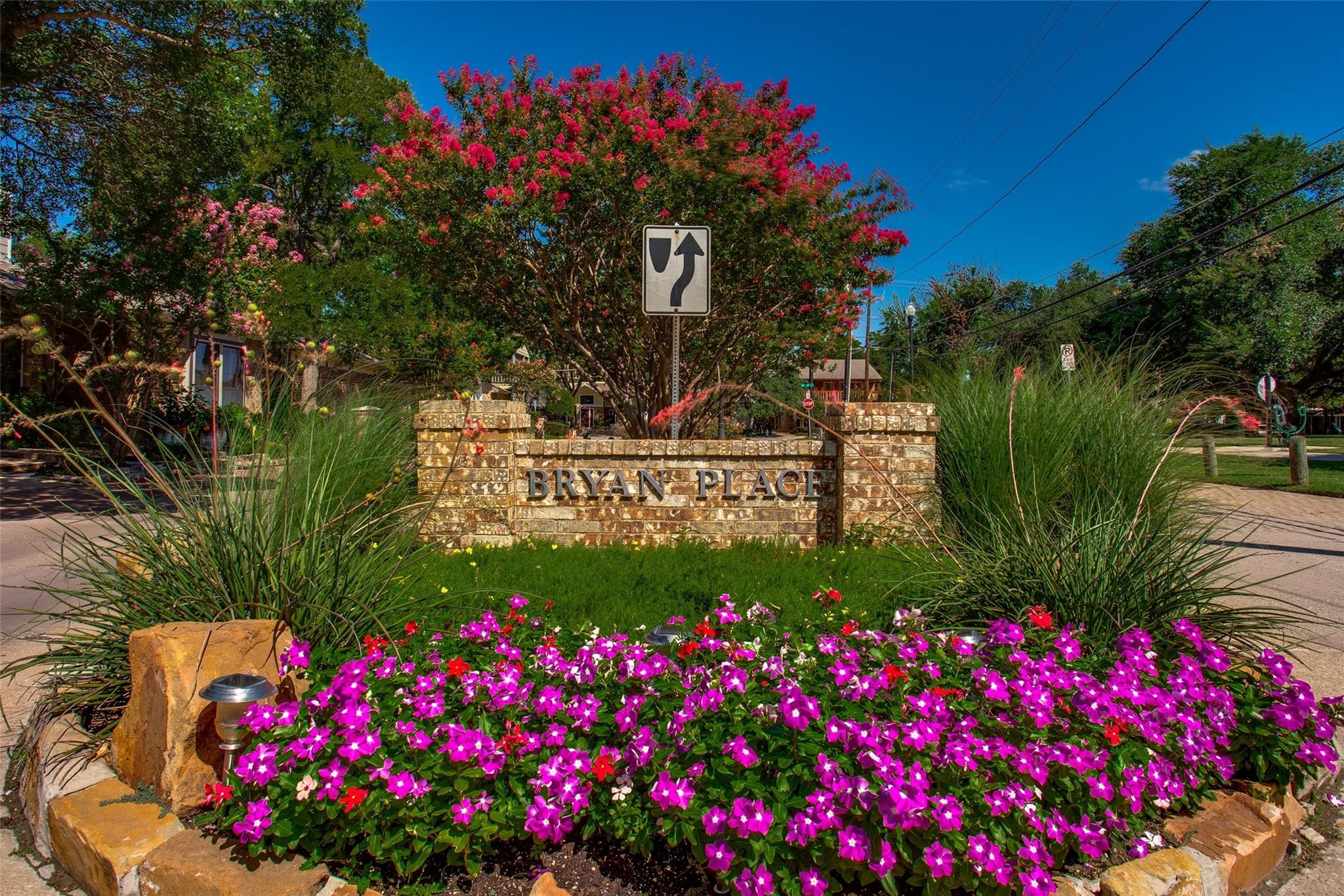 1417 Mccoy Street Dallas TX 75204
