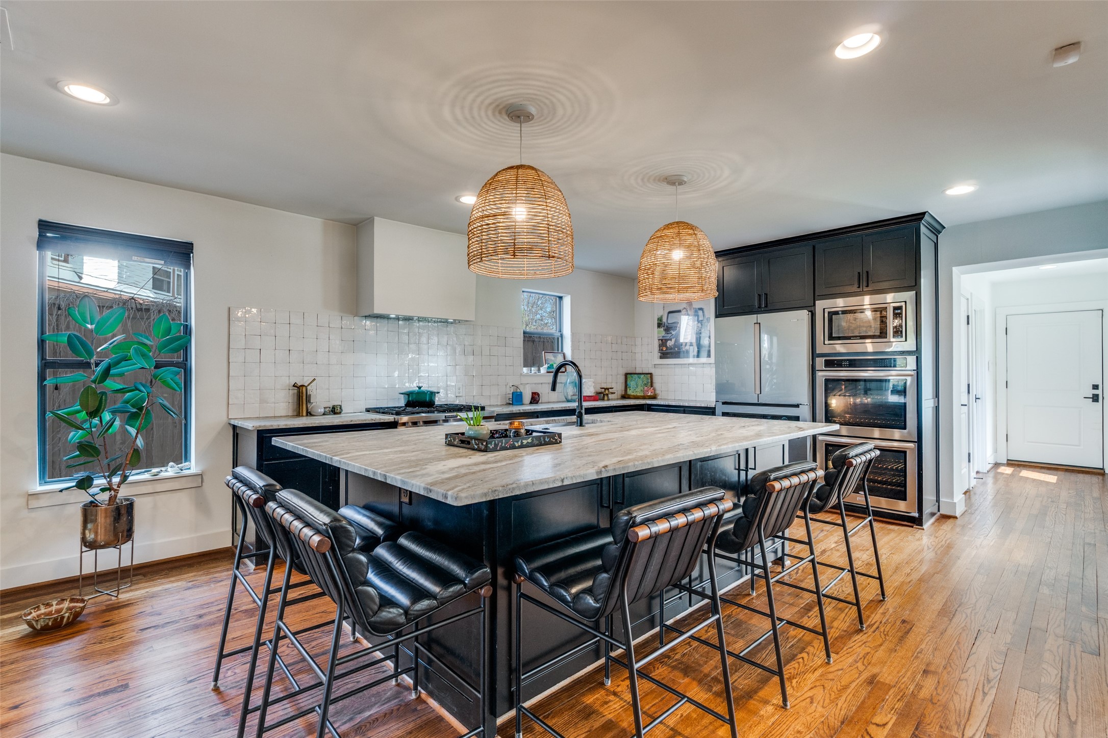 1126 Lausanne Avenue Dallas TX 75208