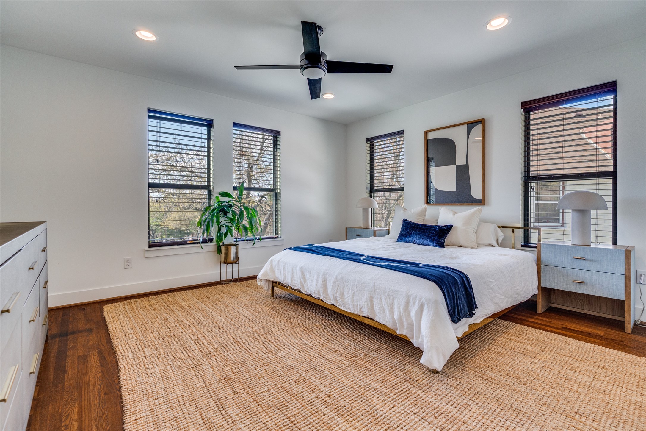 1126 Lausanne Avenue Dallas TX 75208