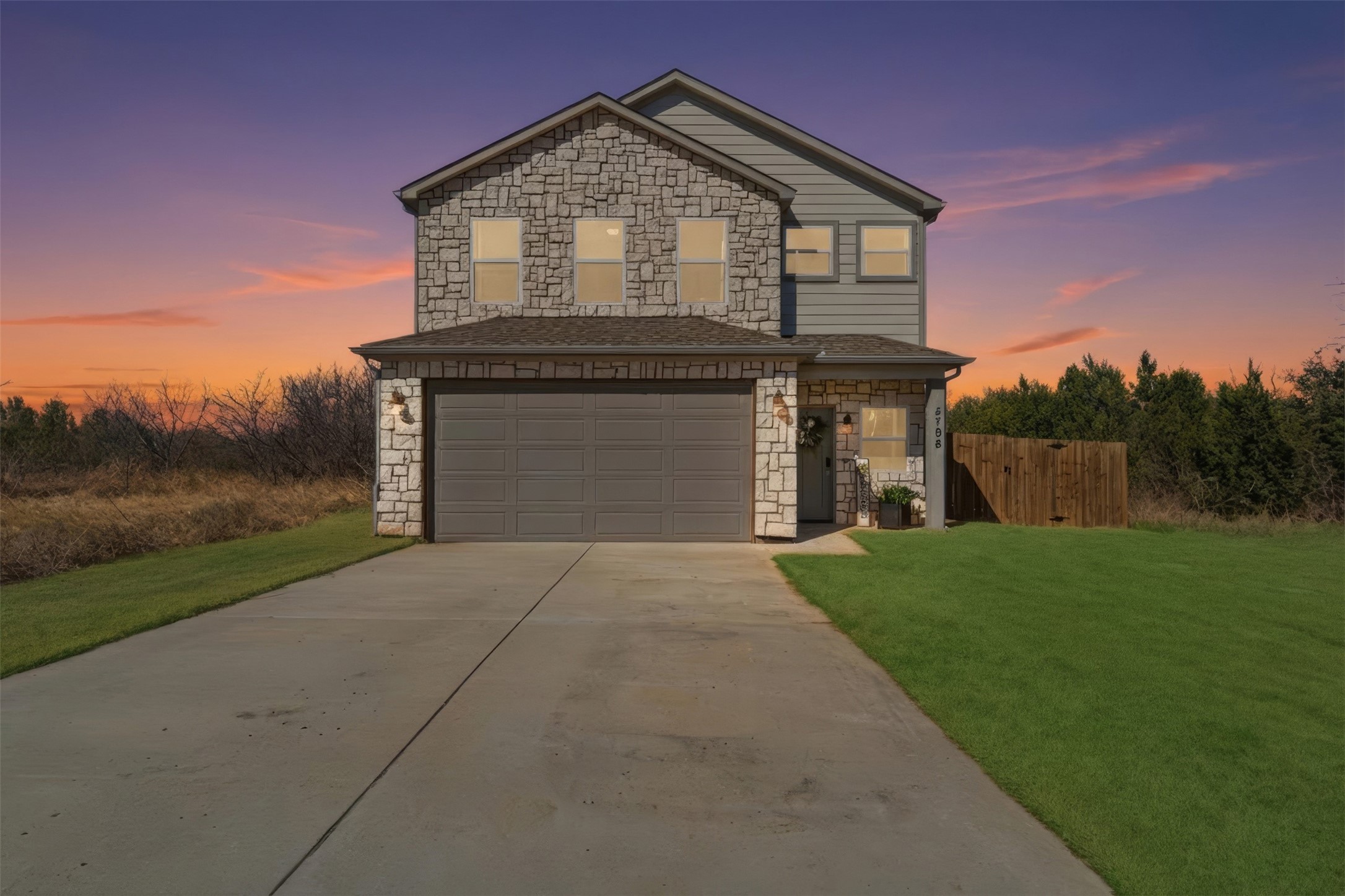 5708 Black Pine Granbury TX 76048