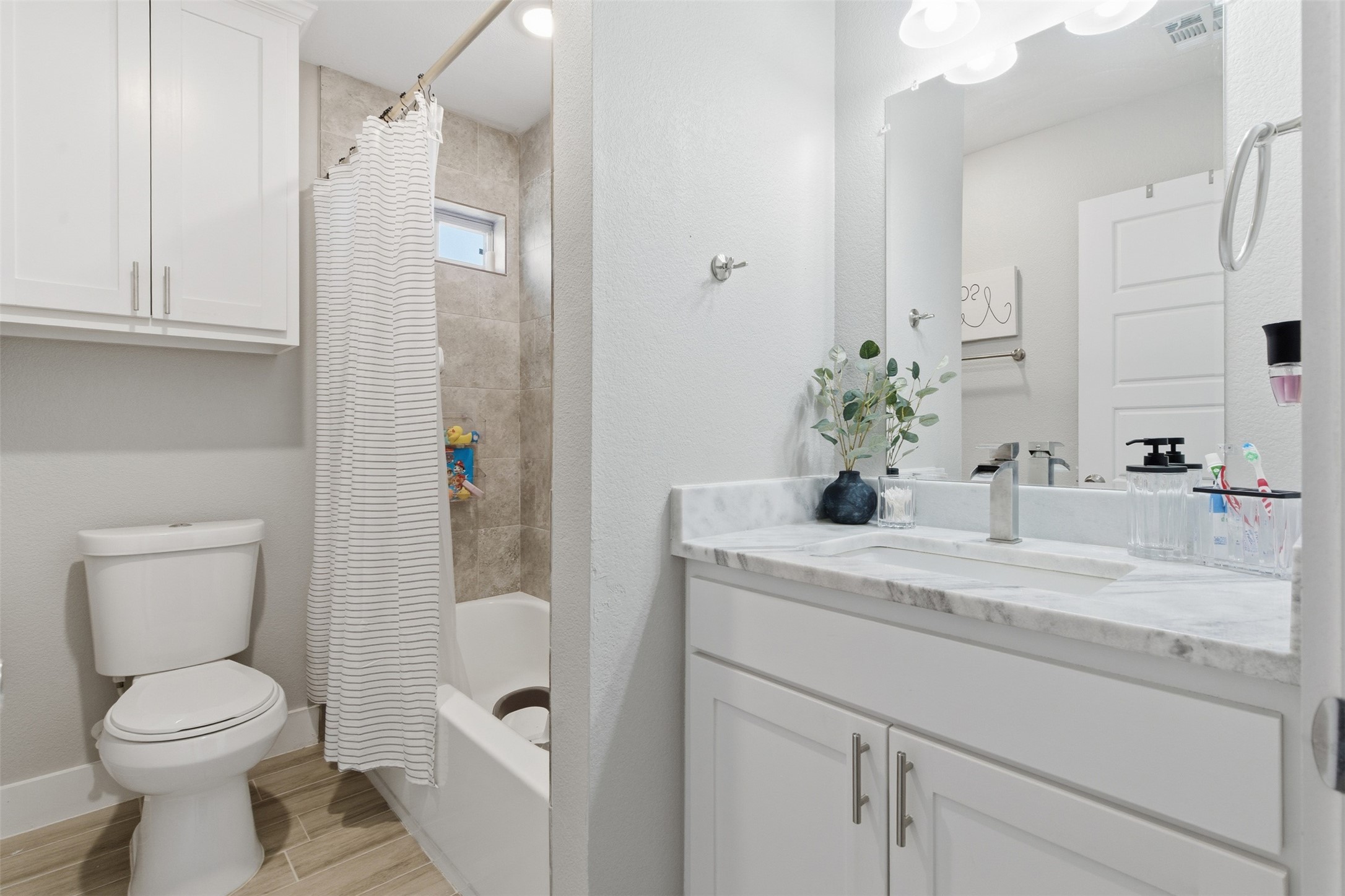 5708 Black Pine Granbury TX 76048
