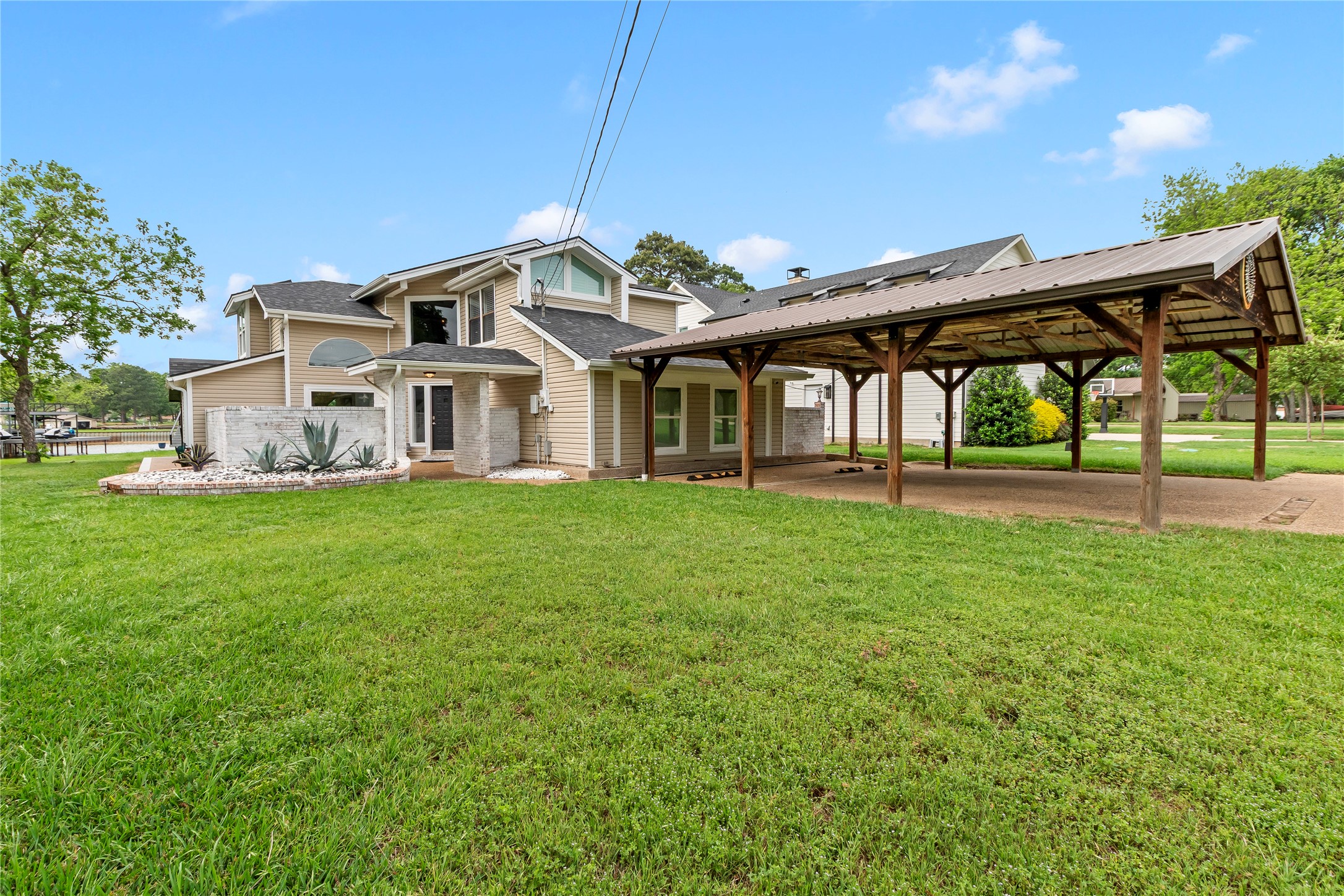 125 Xit Ranch Road Trinidad TX 75163